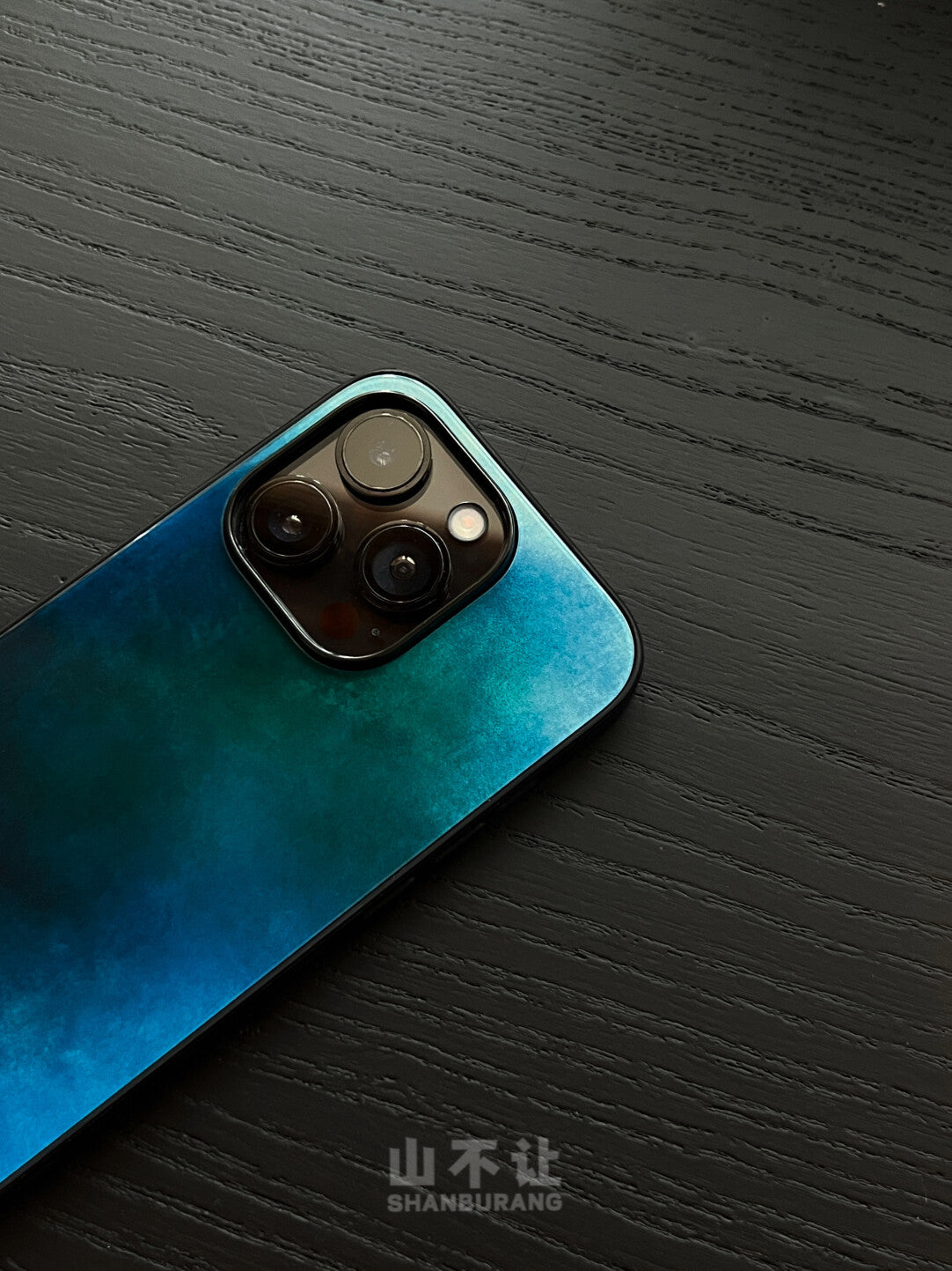 Azurite & Indigo Flow